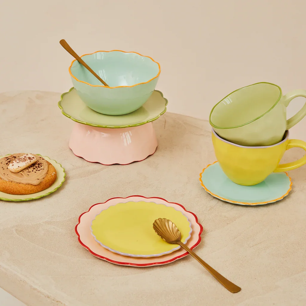 Good Morning Cup Cappuccino/Tea sculpted Limelight